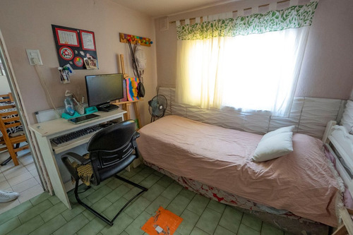Venta De Casa Multifamiliar En Ituzaingó