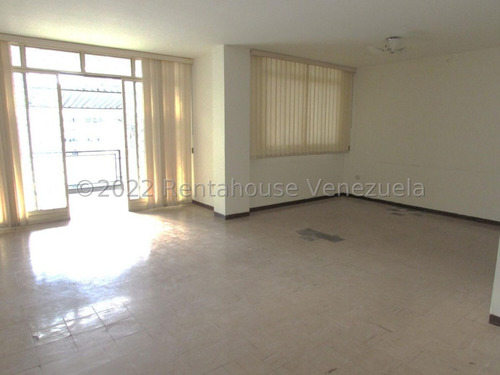Imagen 2 de 17 de Claudia Lopez Vende Apartamento En Los Palos Grandes Mls #22-21541