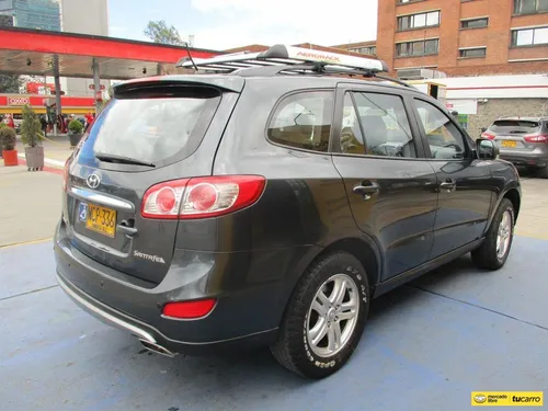 Hyundai Santa Fe Gl 4x2 2400cc Mt Aa