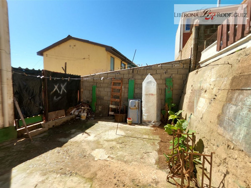 Casa En Venta, Primer Sector De Playa Ancha, Valparaíso
