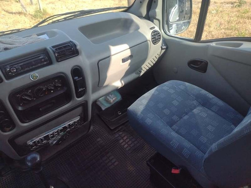 Imagen 7 de 17 de Motorhome Casa Rodante Renault Master 2005 Para 2 Personas