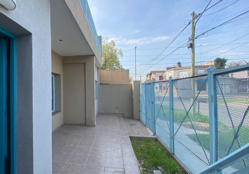 Departamento En Venta - 2 Dormitorios 1 Baño - Villa Santos Tesei