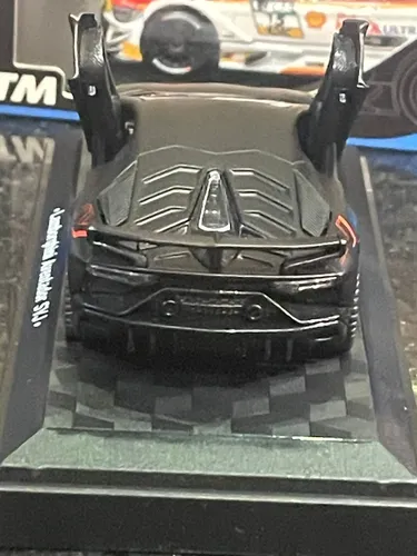 Miniatura Lamborghini Aventador Svj - Escala 1:43 - Cca | Frete grátis