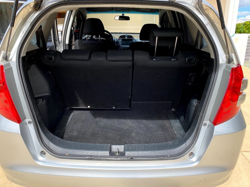 Imagem 3 de 11 de Honda Fit Dx 1.4 Flex 16v 5p Mecânico Flex Cor Prata