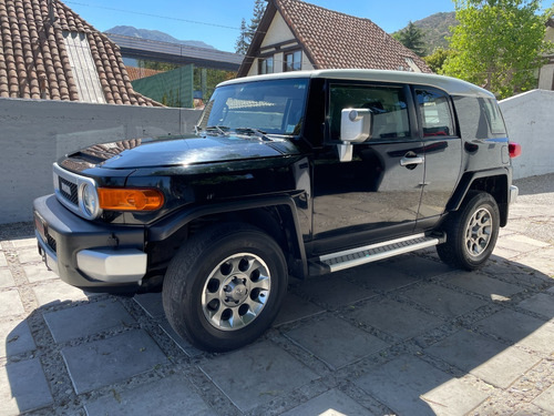 Imagen 4 de 15 de Toyota Fj Cruiser 2012 4x4 Automático Full