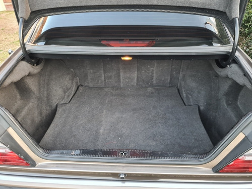 Imagen 7 de 15 de Mercedes-benz 200 2.0 E 1990