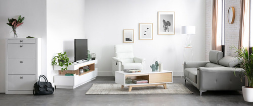 Imagen 3 de 5 de Mueble Tv Ref: Livo De 180 Cm En Madera Lacada Poliuretano