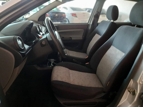 Ford Fiesta 1.0 Mpi First Hatch 8v Flex 4p Manual