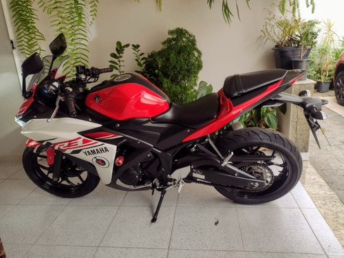 Imagem 2 de 7 de Yamaha Yzf R3