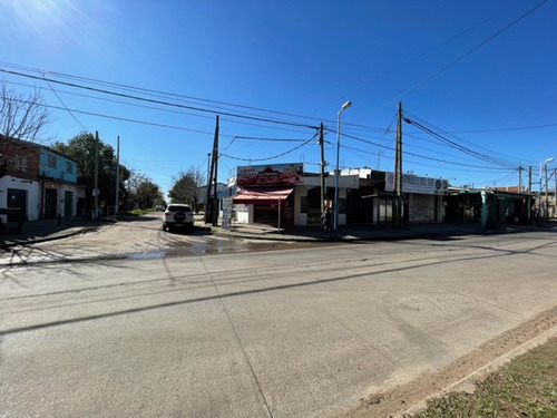 Imagen 10 de 15 de Venta Local Sobre Av. Patricias Argentinas