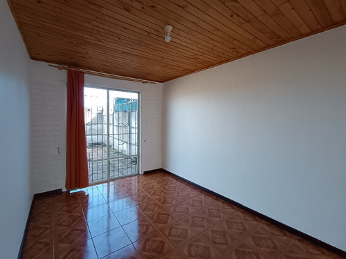 Se Arrienda Casa En Sector Escuadrón, Coronel. (3d 2b)