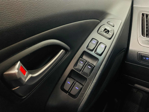 Imagem 13 de 15 de Hyundai Ix35 2015 2.0 Gls 2wd Flex Aut. 5p