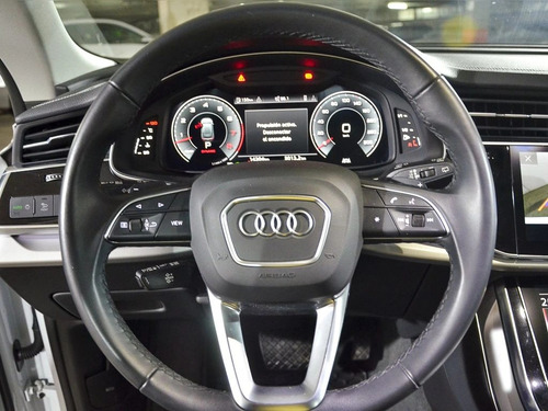 Audi Q8 55 TFSI 4X4 3.0 AUT QUATTRO