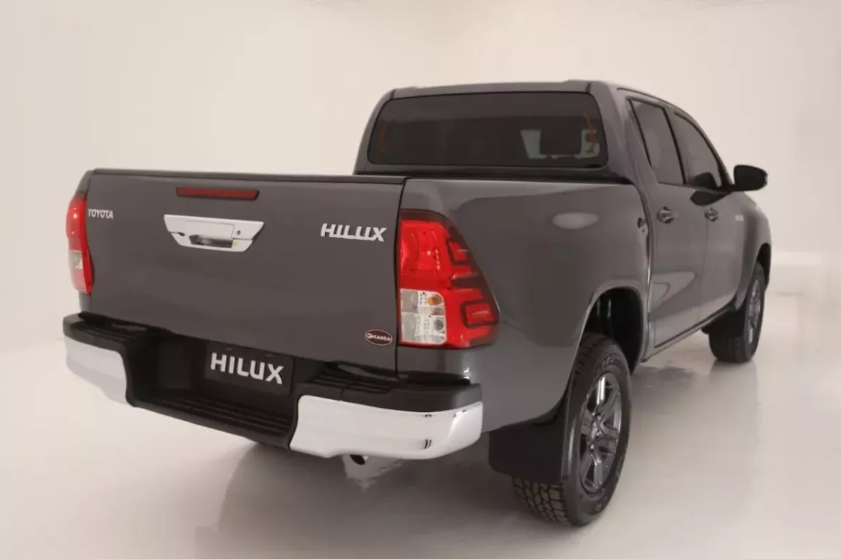 Toyota Hilux 4x4 Sr 2.8 At 0km