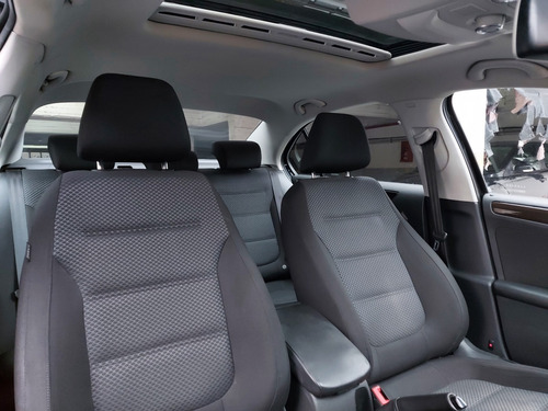 Imagen 17 de 19 de Volkswagen Vento Advanced Plus 2.5 Manual
