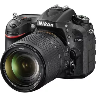 Cámara Nikon D3200 + 18-140 Mm