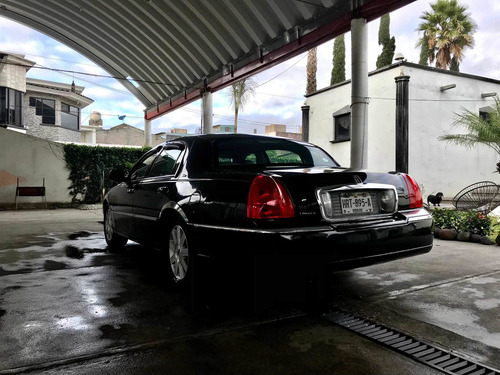 Imagen 5 de 10 de Lincoln Town Car 2003 Cartier Piel At