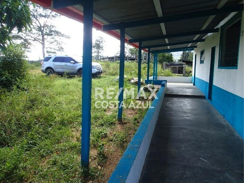 Remax Vende Finca De 80 Hectáreas A Desarrollar Precio De Oportunidad, Sector Riecito, Estado Falcon.