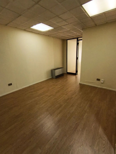 Oficina En Arriendo Metro Pedro De Valdivia - Providencia