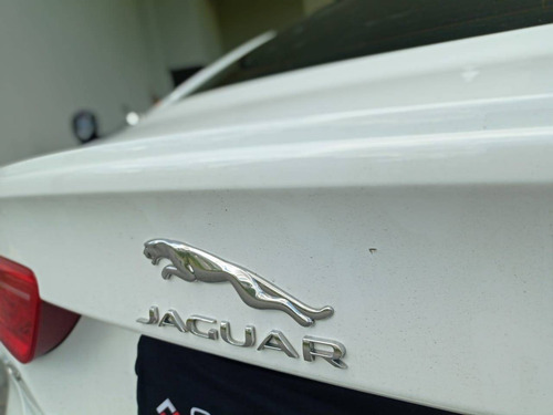 Jaguar Xe 2.0 16v Si4 Turbo Gasolina R-sport 4p Automático
