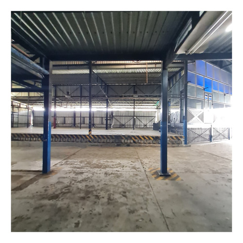 Imagen 6 de 9 de Alquilo Galpon 1045m2 4h/6b/10p Carrizal