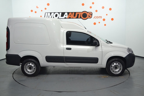 Imagen 2 de 11 de Fiat Fiorino Furgon 1.6 Evotop Mt 2018-imolaautos