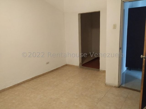 Imagen 9 de 30 de Casas En Venta En El Paraiso Cabudare , Lara Codigo :: 22- 21675 . 0414-5446337