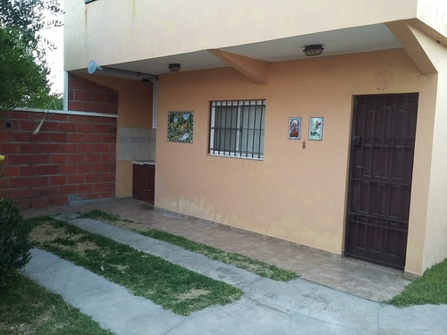 Imagen 3 de 14 de Chalet De Categoría - Calle 1 Nº 8350 Mar Del Tuyu