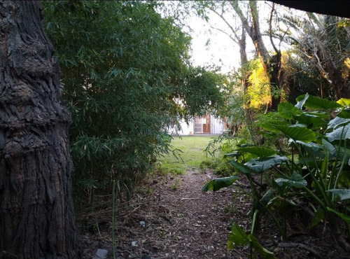 Casa En Venta - 2 Dormitorios 1 Baño - 500mts2 - Ituzaingó