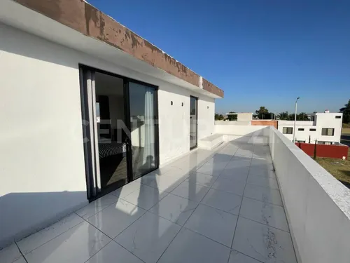 Casa En Venta, 3recámaras, Roof, Cerca De Zerezotla, San Pedro Cholula, Puebla