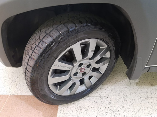 Imagem 8 de 9 de Fiat Ideia Adv. 1.8 ** 60 Mil Km **