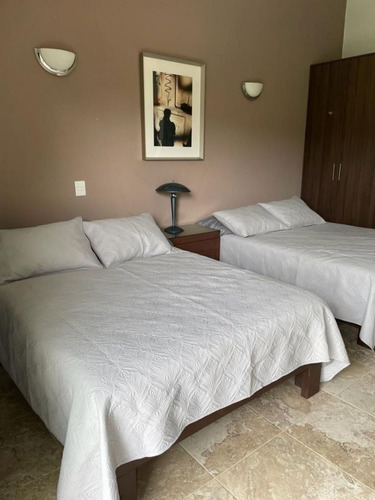 Residencia En Venta En Lomas De Cuernavaca En Paseo De La Reforma
