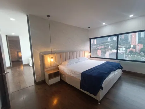 Apartamento En Arriendo Ubicado En El Poblado Sector San Lucas (27093).