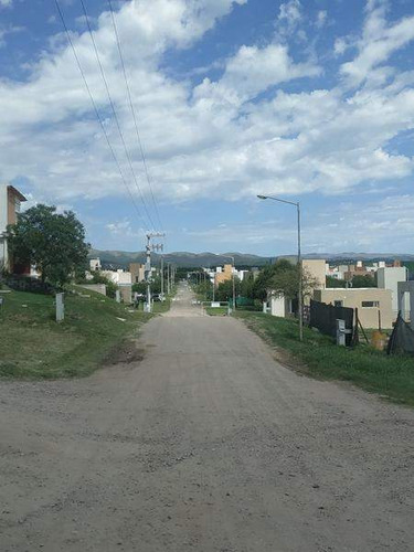 Excelente Lote La Catalina Barrio Con Seguridad
