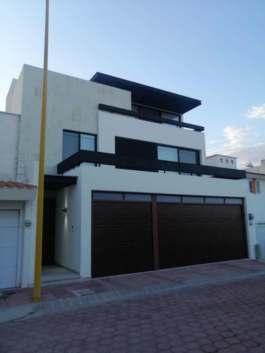 Venta Casa Paseos De Los Eucaliptos