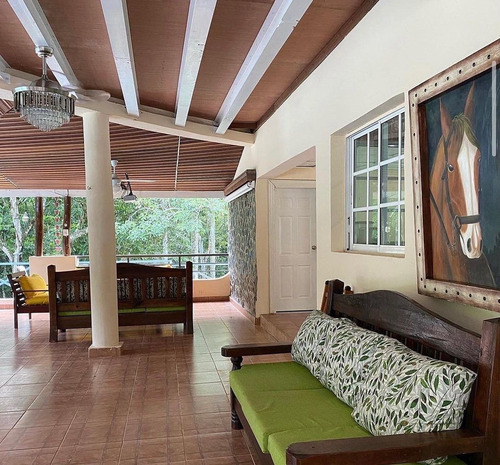 Imagen 4 de 10 de Alquileres De Villas Aventour Rd - Bayaguana
