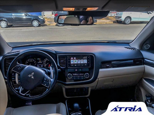 Imagem 12 de 14 de Mitsubishi Outlander 3.0 Gt 4x4 V6 24v
