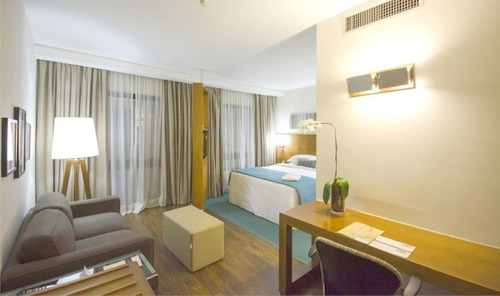 Imagem 2 de 14 de No Brooklin, Flat Para Morar Ou Investir !!! Fora Do Pool - Sf8360