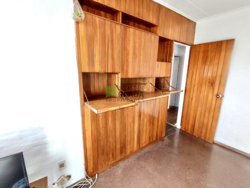 Imagen 4 de 15 de Venta Con Renta Incluída