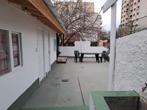 Alquiler De Habitación En Casa De Familia Simples Y Dobles.