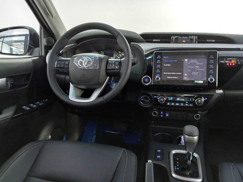 Toyota Hilux 2.8 D-4D TURBO DIESEL CD SRV 4X4 AUTOMÁTICO