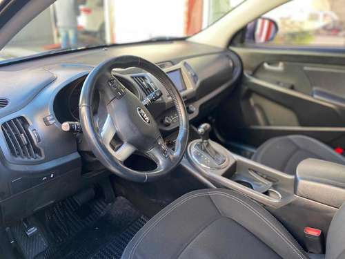 Imagen 7 de 14 de Kia Sportage 2.0 Ex 2wd 163cv At 2013