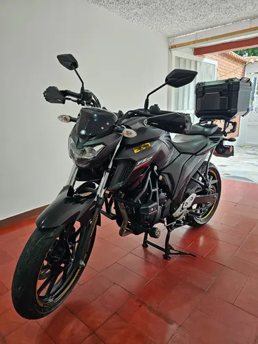 Fz 25 Modelo 2023, Menos De 9.000 Kms, Accesorios Extra.