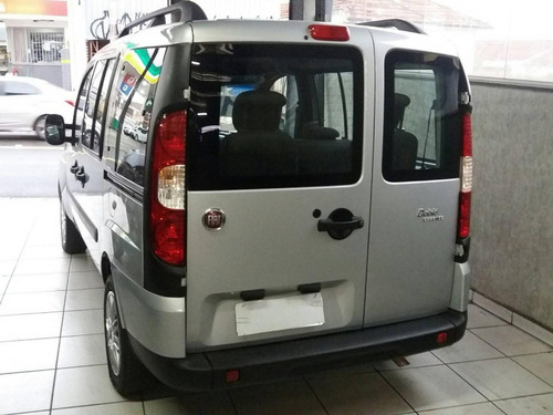 Fiat Doblò 1.8 Flex 4p Essence 7 Lugares 2019
