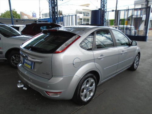 Imagem 2 de 14 de Ford Focus 2.0 Titanium Hatch 16v