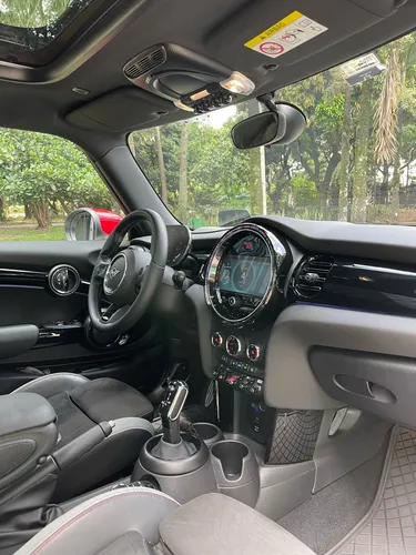 Mini John Cooper Works Iconic 2.0 Turbo Automático