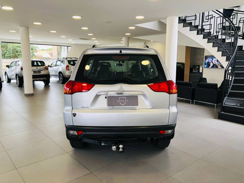 Imagem 5 de 12 de Mitsubishi Pajero Dakar 3.5 Hpe 7 Lugares 4x4 V6 24v Flex