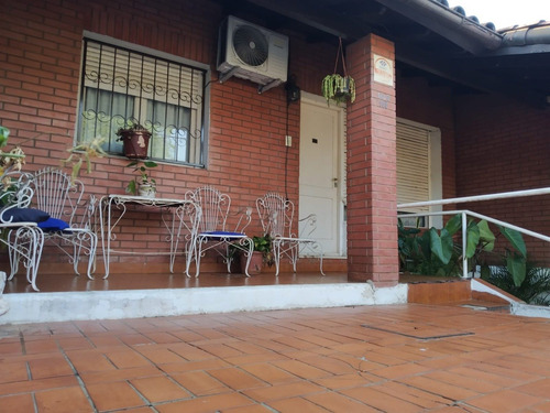 Imagen 3 de 25 de Casa De 3 Dormitorios En Venta En Posadas