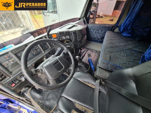 Imagem 8 de 14 de Volvo Fh 380 Ano 2003 6x2 Trucado