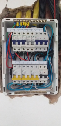 Imagem 3 de 3 de Servicos Elétricos De Qualidade.